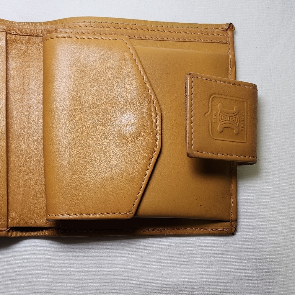 Celine Snap Bi-Fold Wallet - Picture 2 of 15